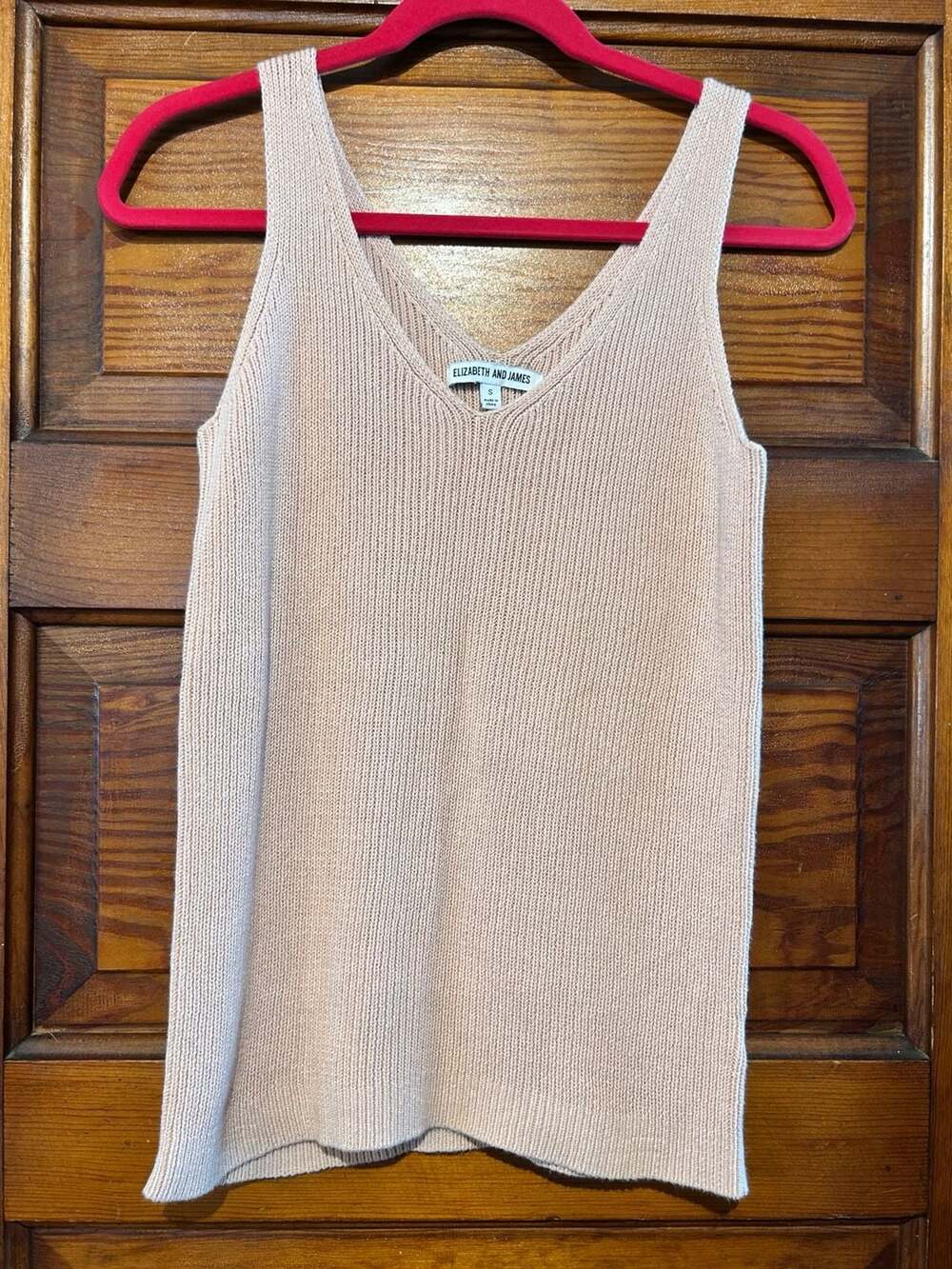 Elizabeth and James Pink Ribbed Knit V-Neck Tank Top